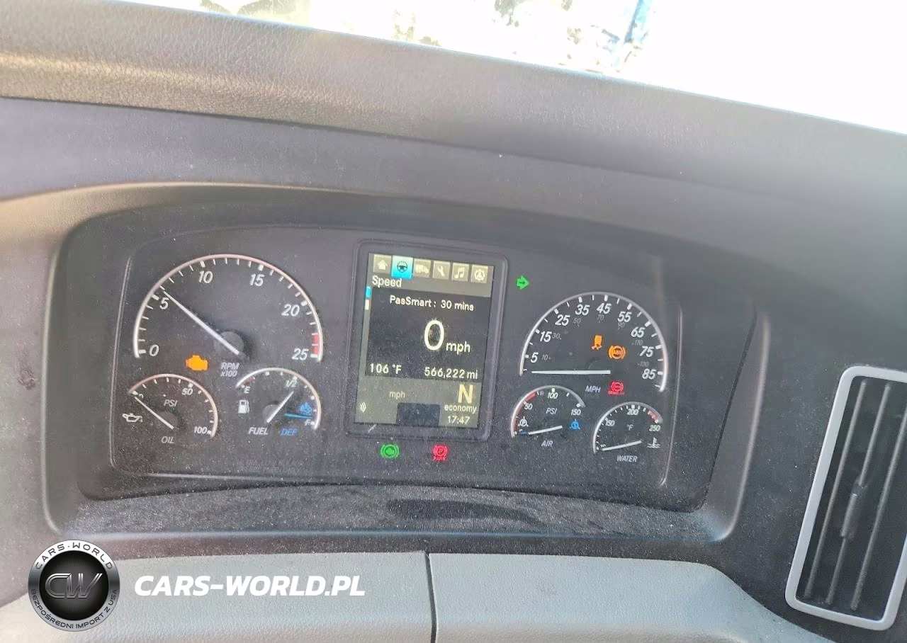 2021 Freightliner Cascadia 126 Semi Truck VIN:1FUJHHDR0MLMA3263 - 8