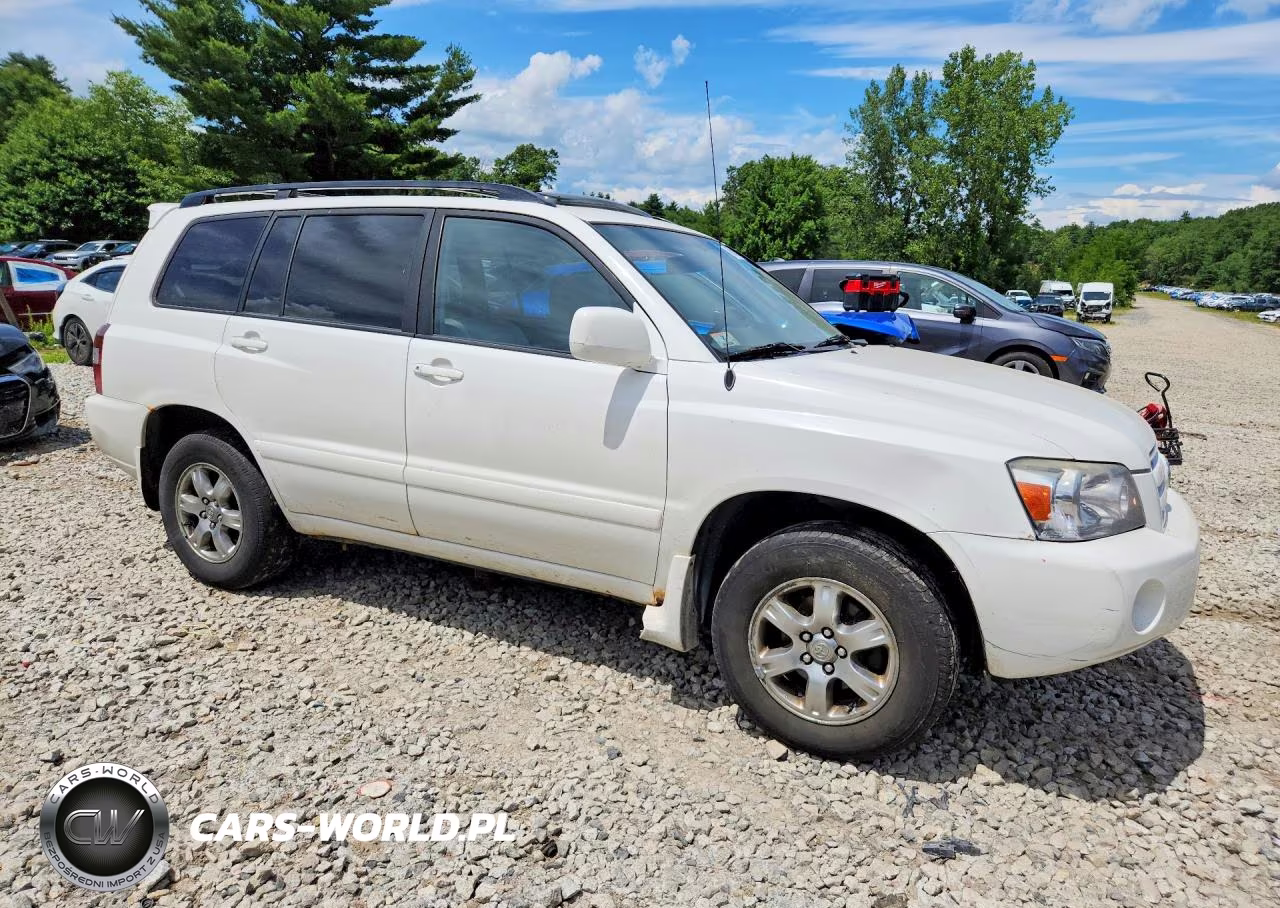 2004 Toyota Highlander Base VIN:JTEEP21AX40022349 - 4