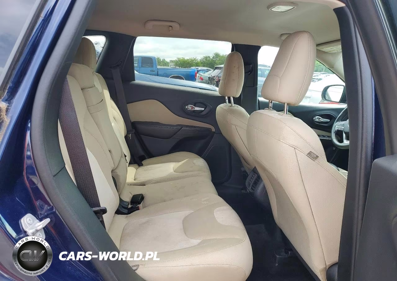 2016 Jeep Cherokee Sport VIN:1C4PJLAB9GW336721 - 11