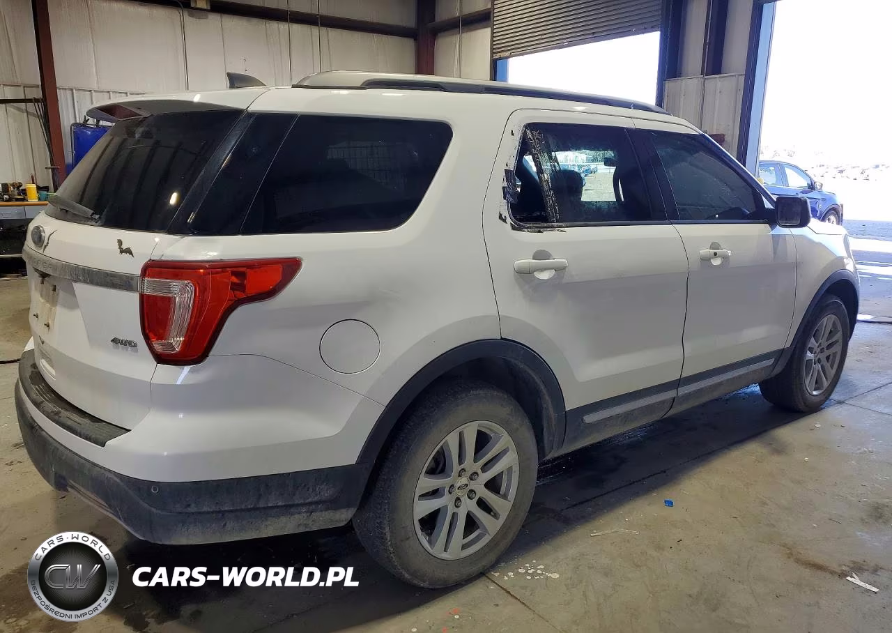 2018 Ford Explorer Xlt VIN:1FM5K8D80JGB47891 - 3