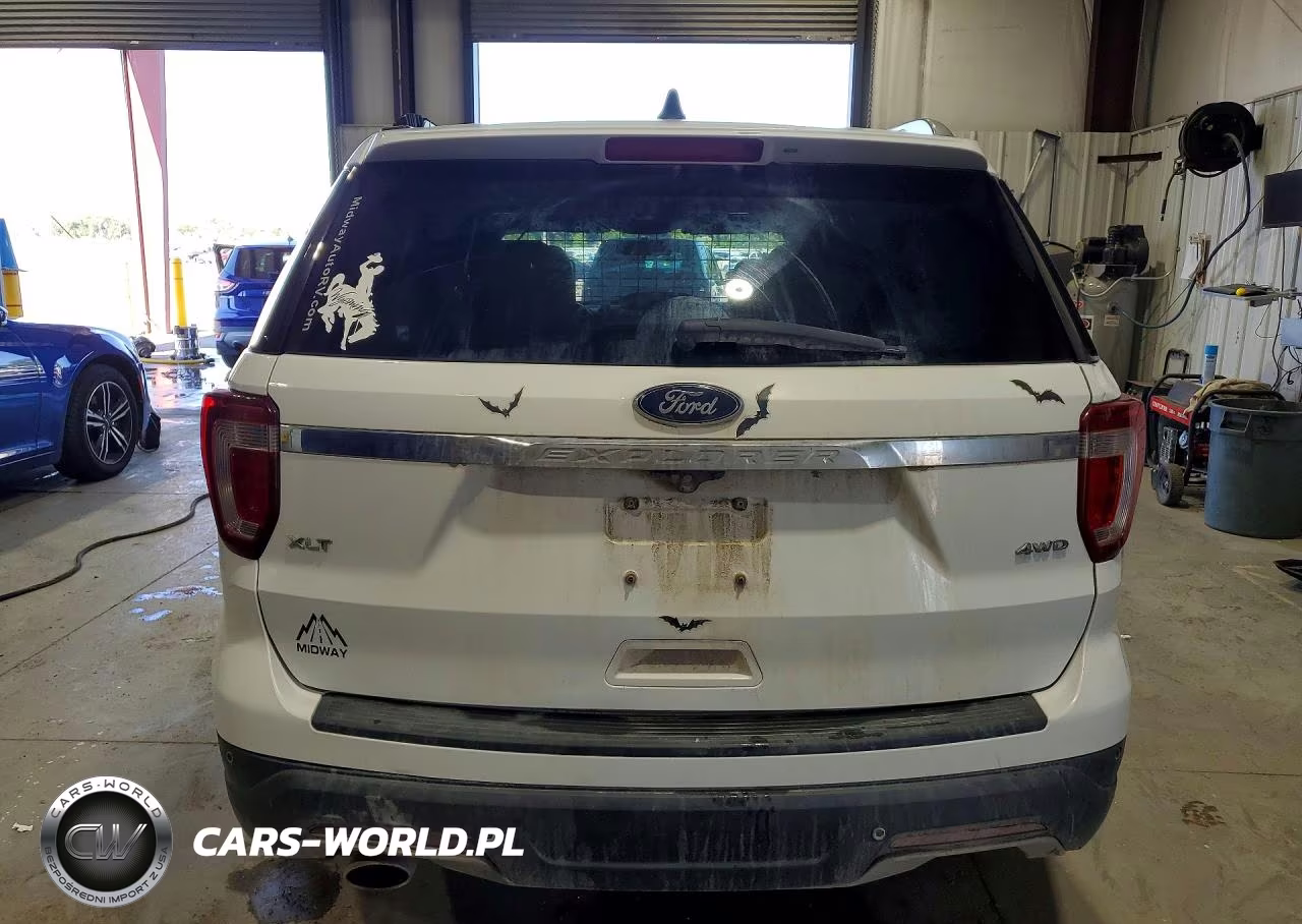 2018 Ford Explorer Xlt VIN:1FM5K8D80JGB47891 - 6