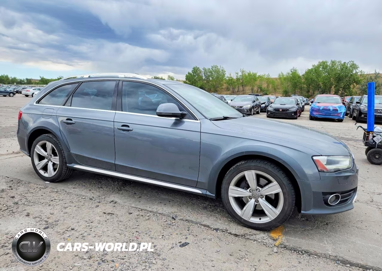 2013 Audi A4 Allroad Premium Plus VIN:WA1UFAFL0DA068770 - 4