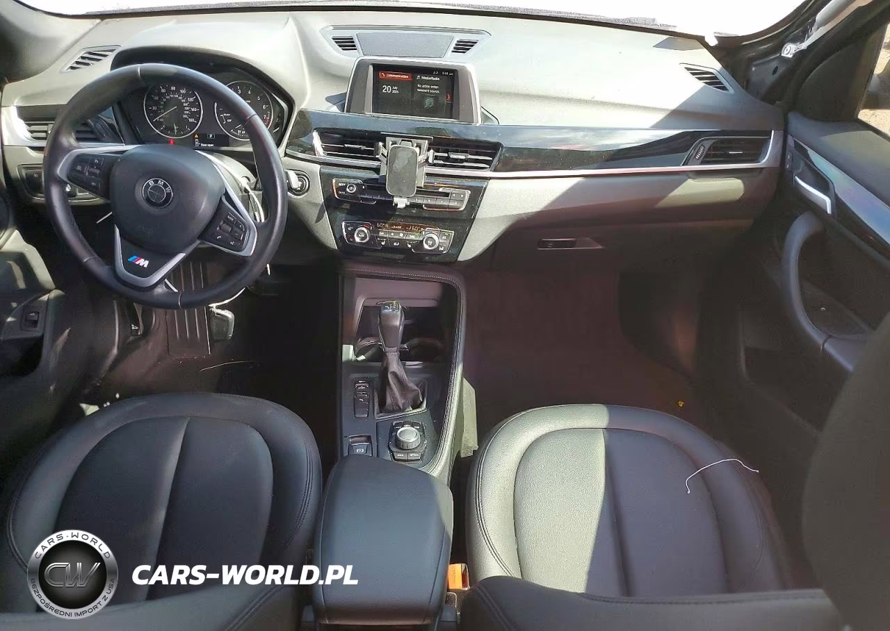 2018 BMW X1 Sdrive28I VIN:WBXHU7C38J5H43232 - 8
