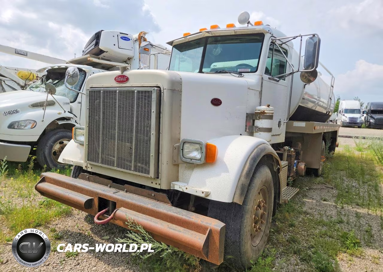 2004 Peterbilt 357 Tank Truck – zdjęcie 1 z 13