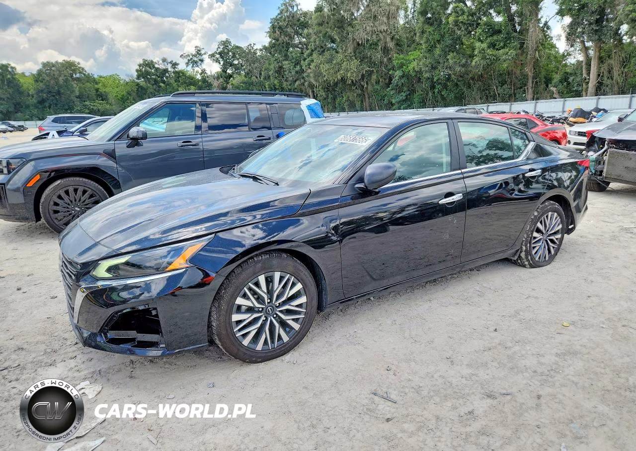 2025 Nissan Altima Sv – zdjęcie 1 z 12