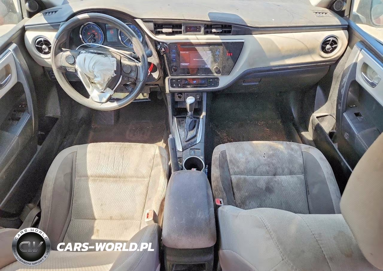 2018 Toyota Corolla Le VIN:5YFBURHE2JP754347 - 8
