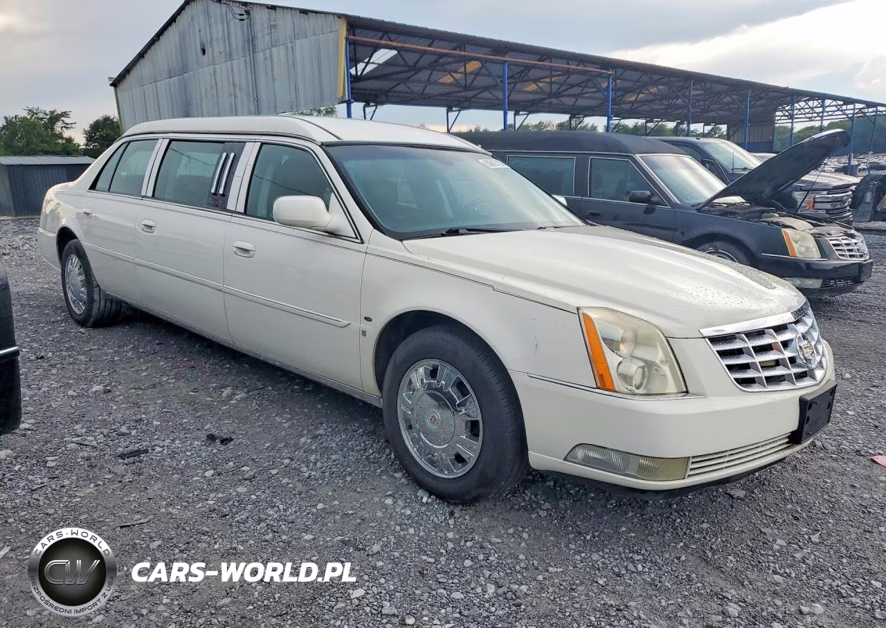 2009 Cadillac Professional Chassis VIN:1GEEK90Y49U550065 - 4
