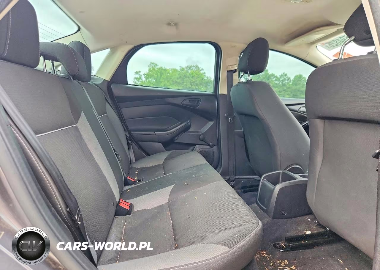 2012 Ford Focus S VIN:1FAHP3E2XCL321353 - 10
