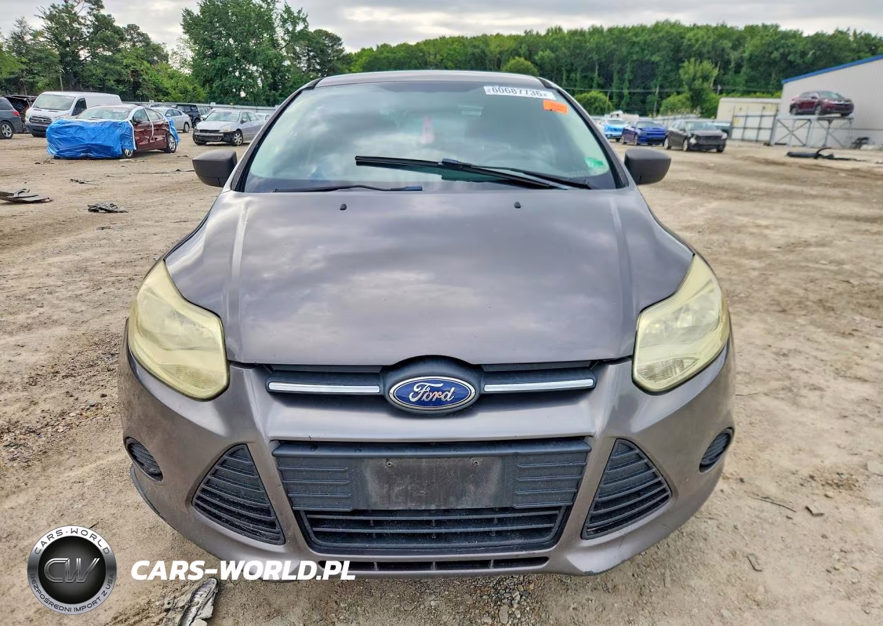 2012 Ford Focus S VIN:1FAHP3E2XCL321353 - 5