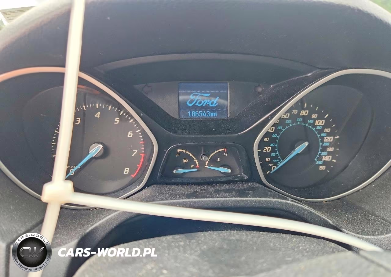 2012 Ford Focus S VIN:1FAHP3E2XCL321353 - 9