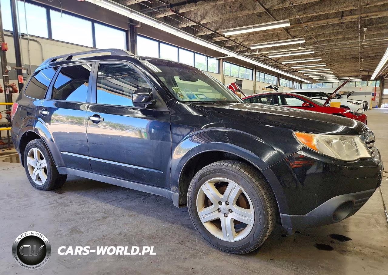 2010 Subaru Forester 2.5X Premium VIN:JF2SH6CC9AH725417 - 4