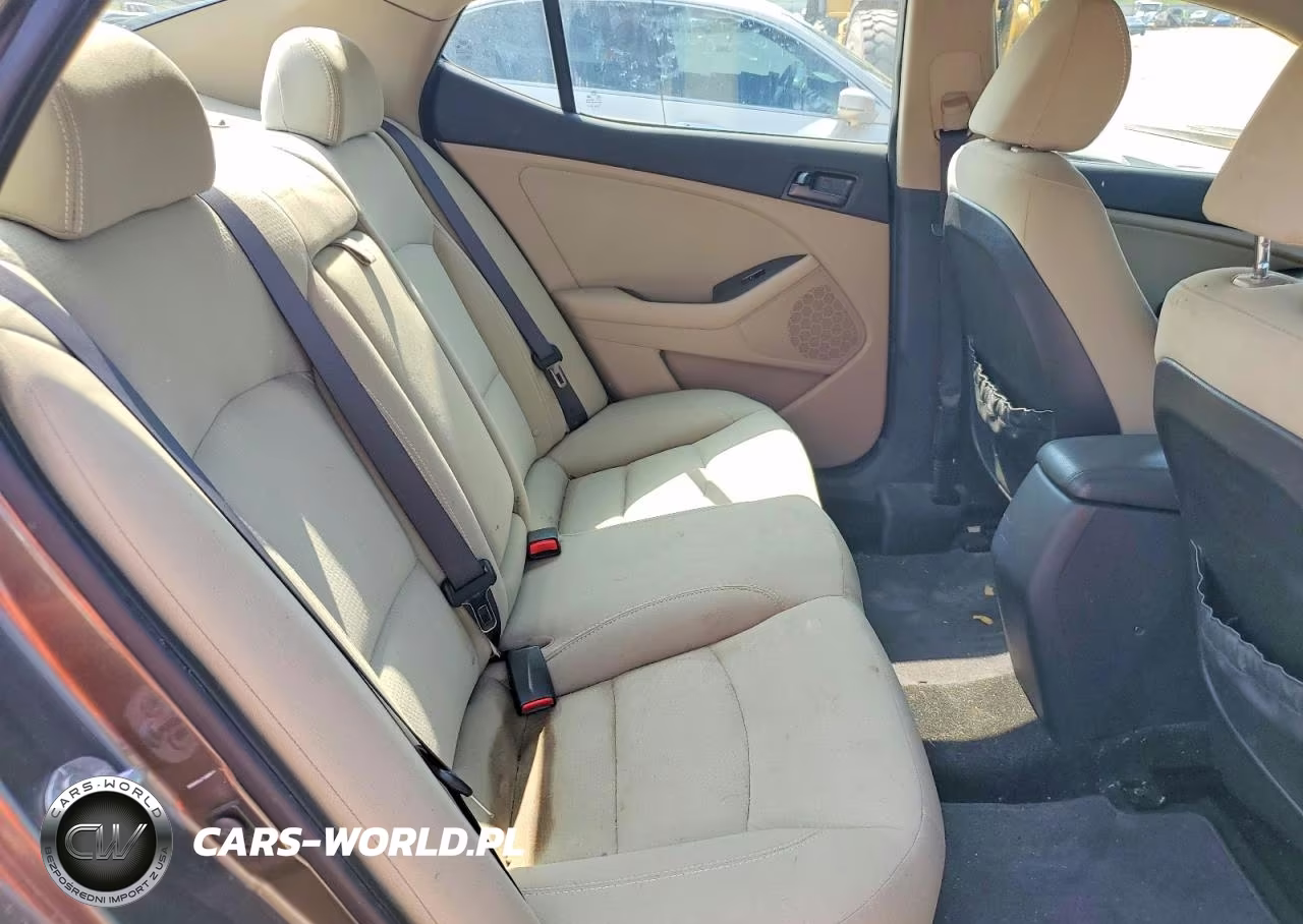 2012 Kia Optima Lx VIN:5XXGM4A78CG032168 - 10