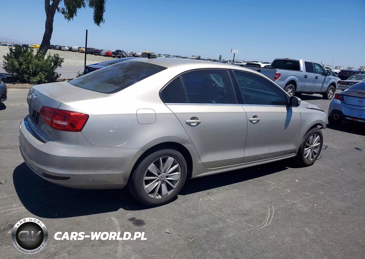 2015 Volkswagen Jetta Se VIN:3VWD17AJ4FM303526 - 3