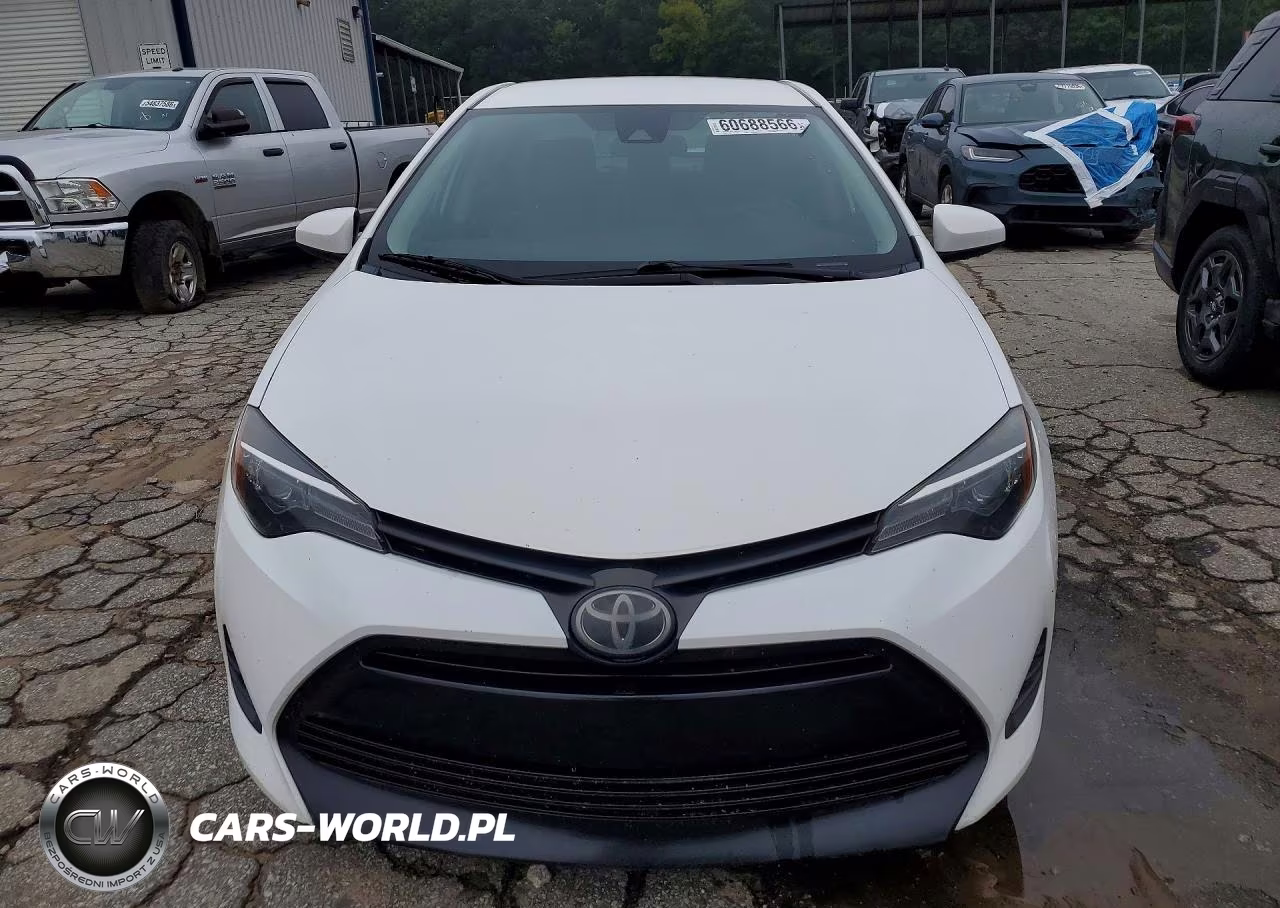 2019 Toyota Corolla Le VIN:2T1BURHE6KC209933 - 5