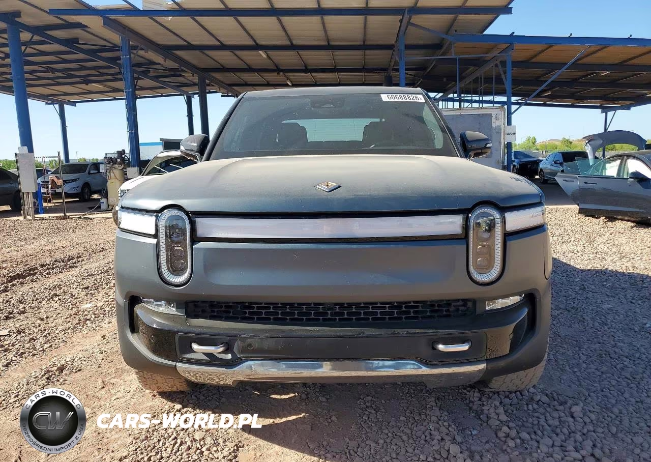 2022 Rivian R1T Launch Edition VIN:7FCTGAAL1NN006224 - 5