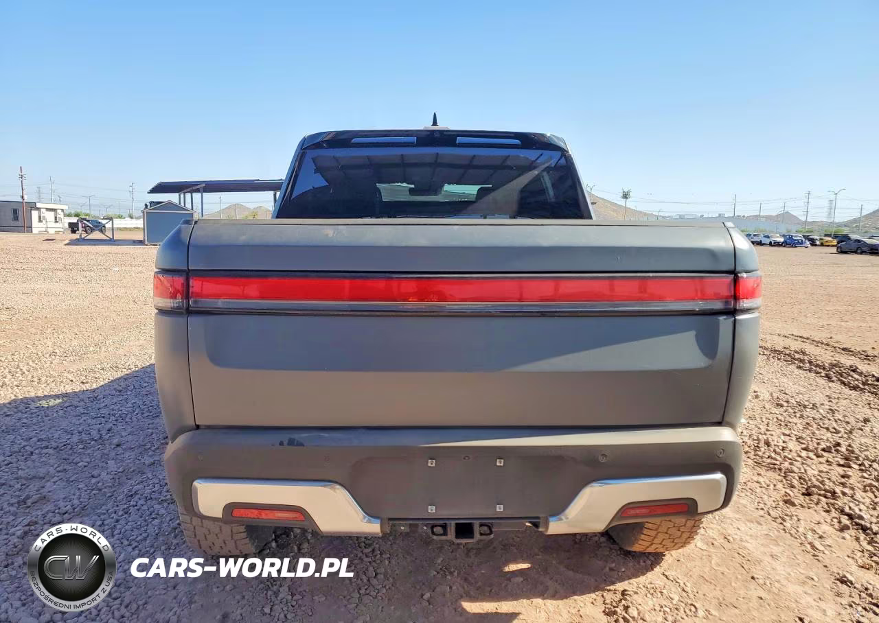 2022 Rivian R1T Launch Edition VIN:7FCTGAAL1NN006224 - 6