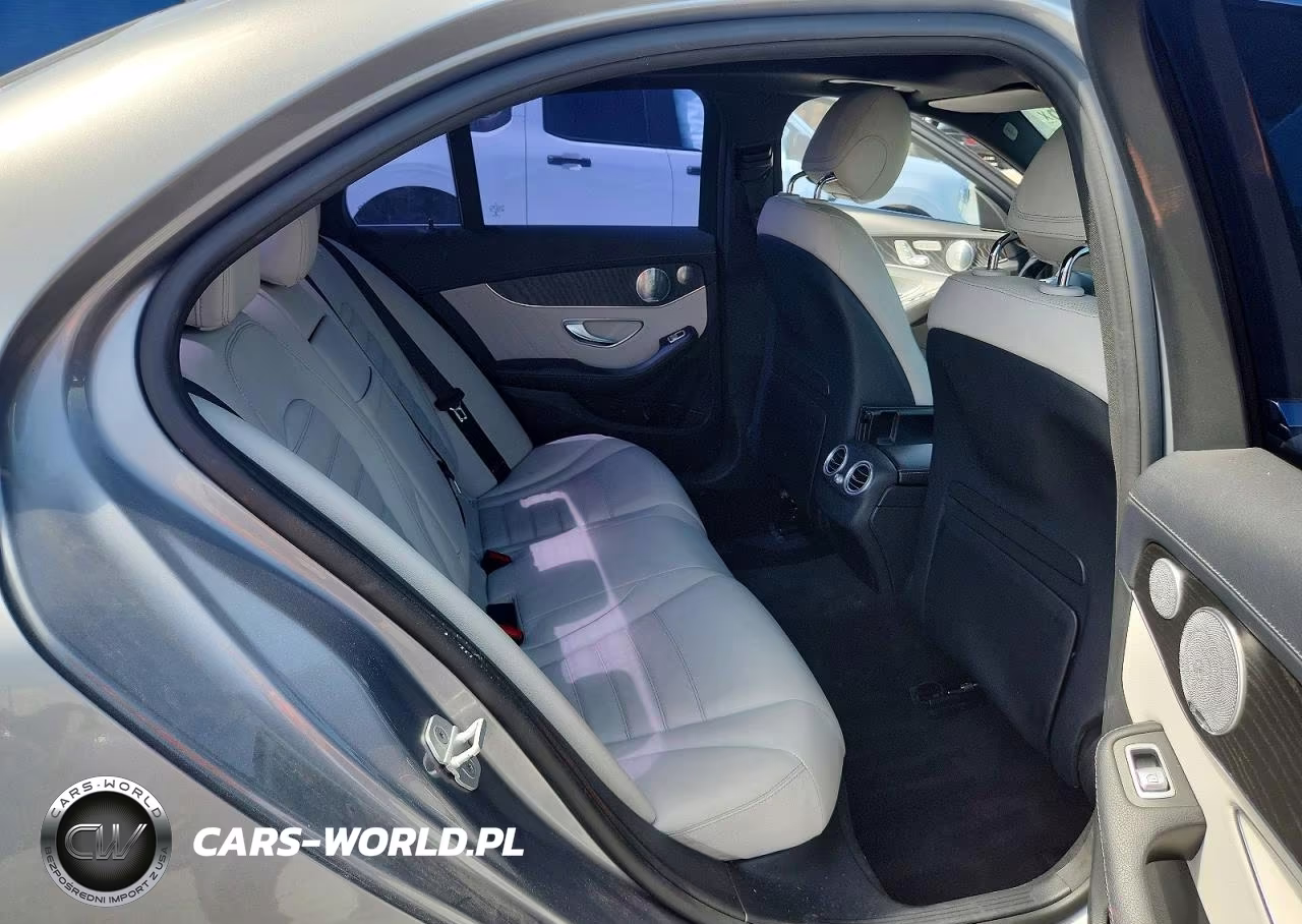 2015 Mercedes-Benz C 300 VIN:55SWF4JB5FU063751 - 10