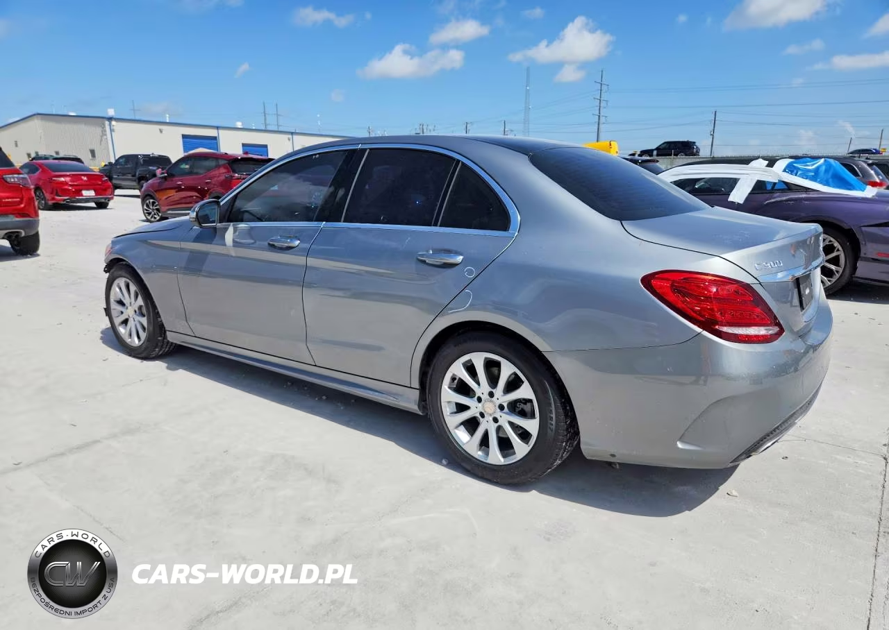 2015 Mercedes-Benz C 300 VIN:55SWF4JB5FU063751 - 2