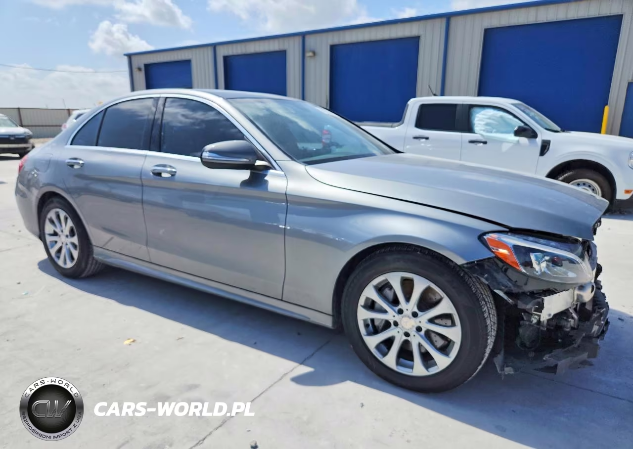2015 Mercedes-Benz C 300 VIN:55SWF4JB5FU063751 - 4