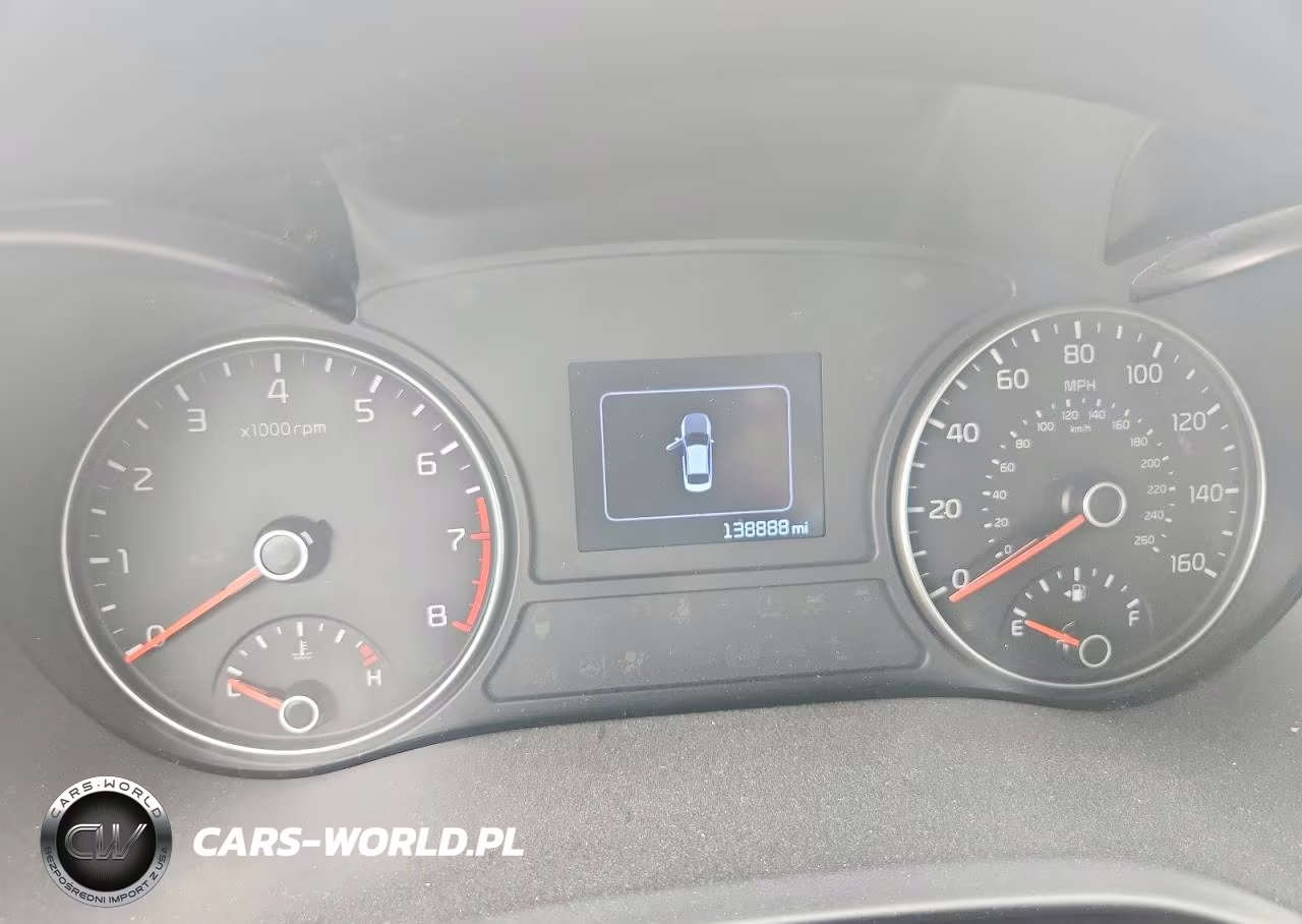 2018 Kia Optima Lx VIN:5XXGT4L31JG226812 - 9