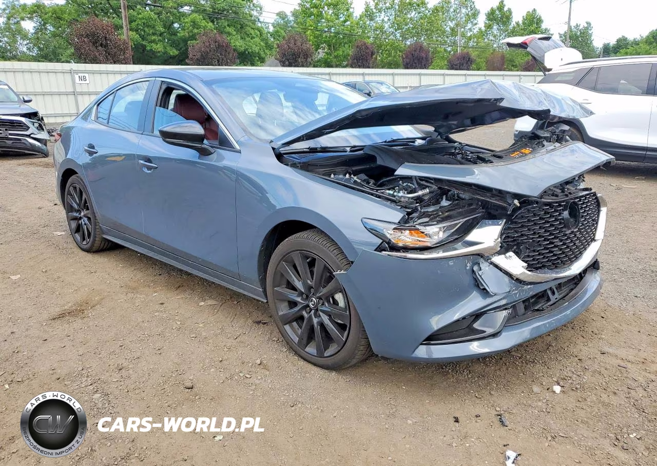 2026 Mazda 3 Preferred VIN:JM1BPBCL1T1852085 - 4