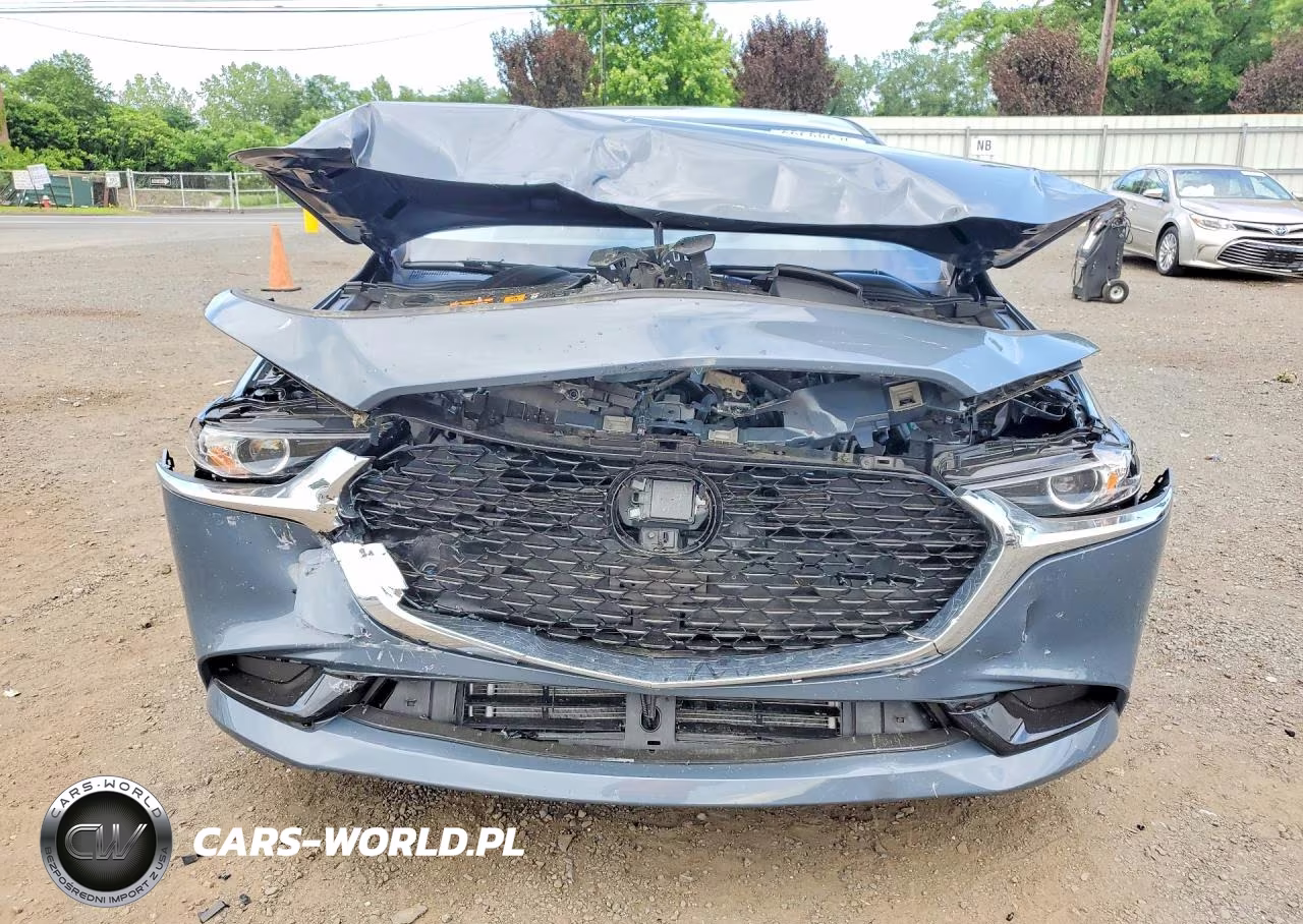 2026 Mazda 3 Preferred VIN:JM1BPBCL1T1852085 - 5