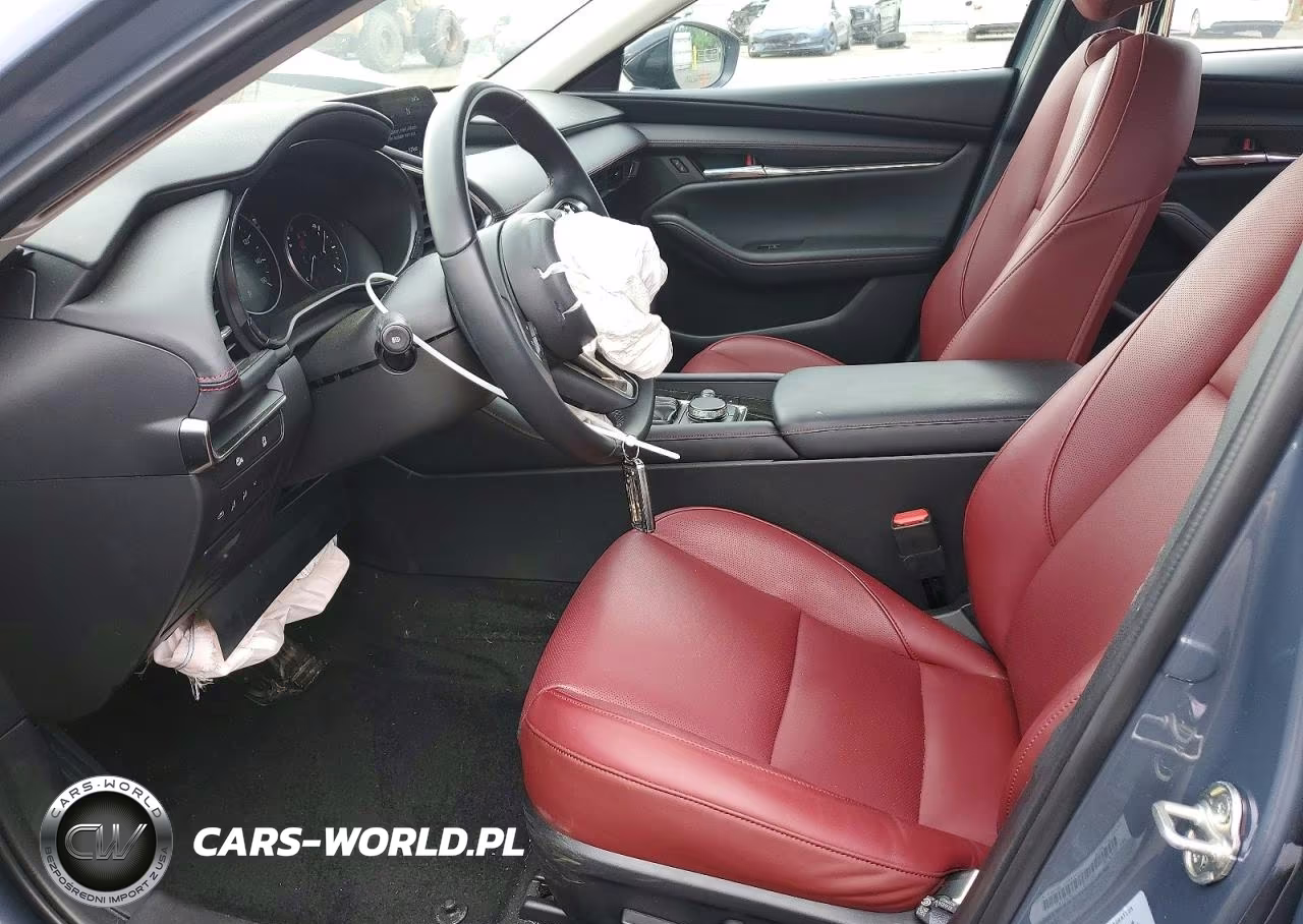 2026 Mazda 3 Preferred VIN:JM1BPBCL1T1852085 - 7
