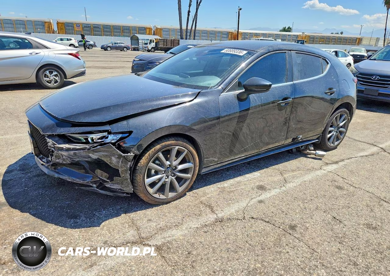 2023 Mazda 3 Select