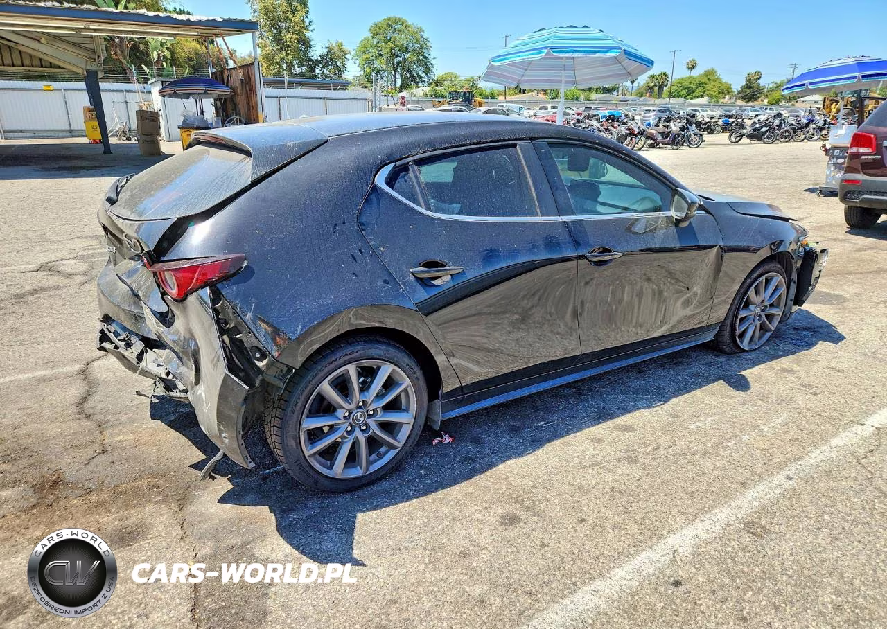 2023 Mazda 3 Select VIN:JM1BPAKM3P1604804 - 3