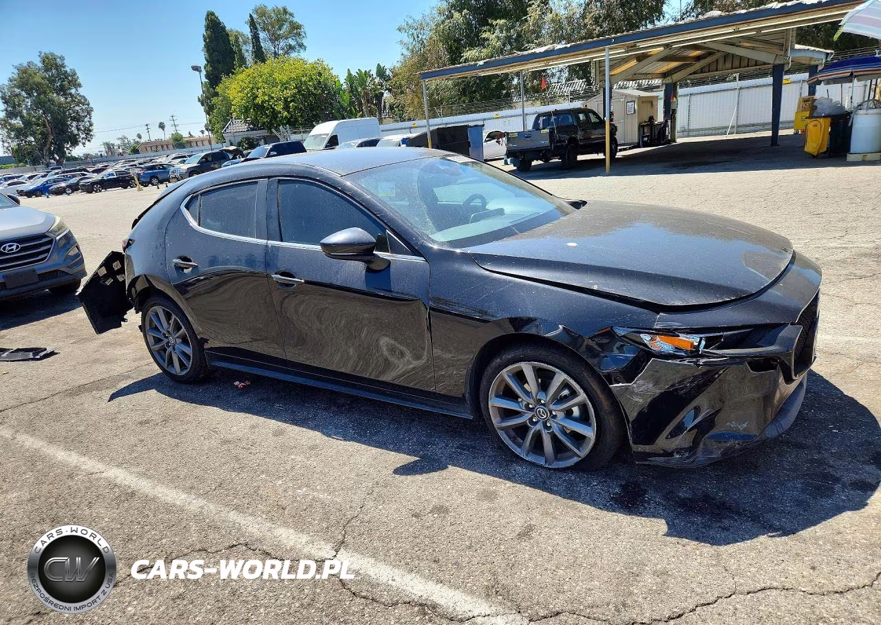 2023 Mazda 3 Select VIN:JM1BPAKM3P1604804 - 4