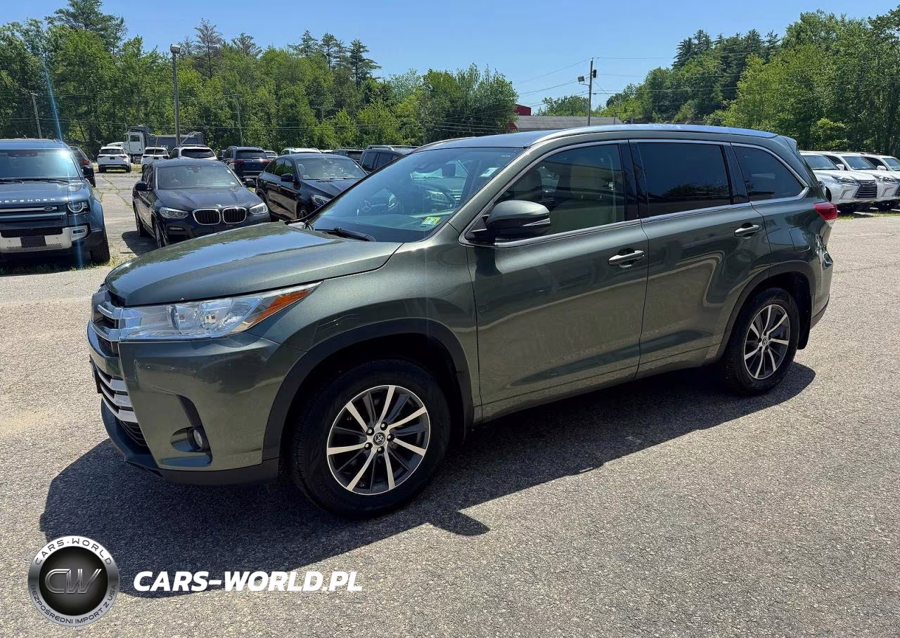 2017 Toyota Highlander Xle VIN:5TDJZRFH0HS457900 - 2