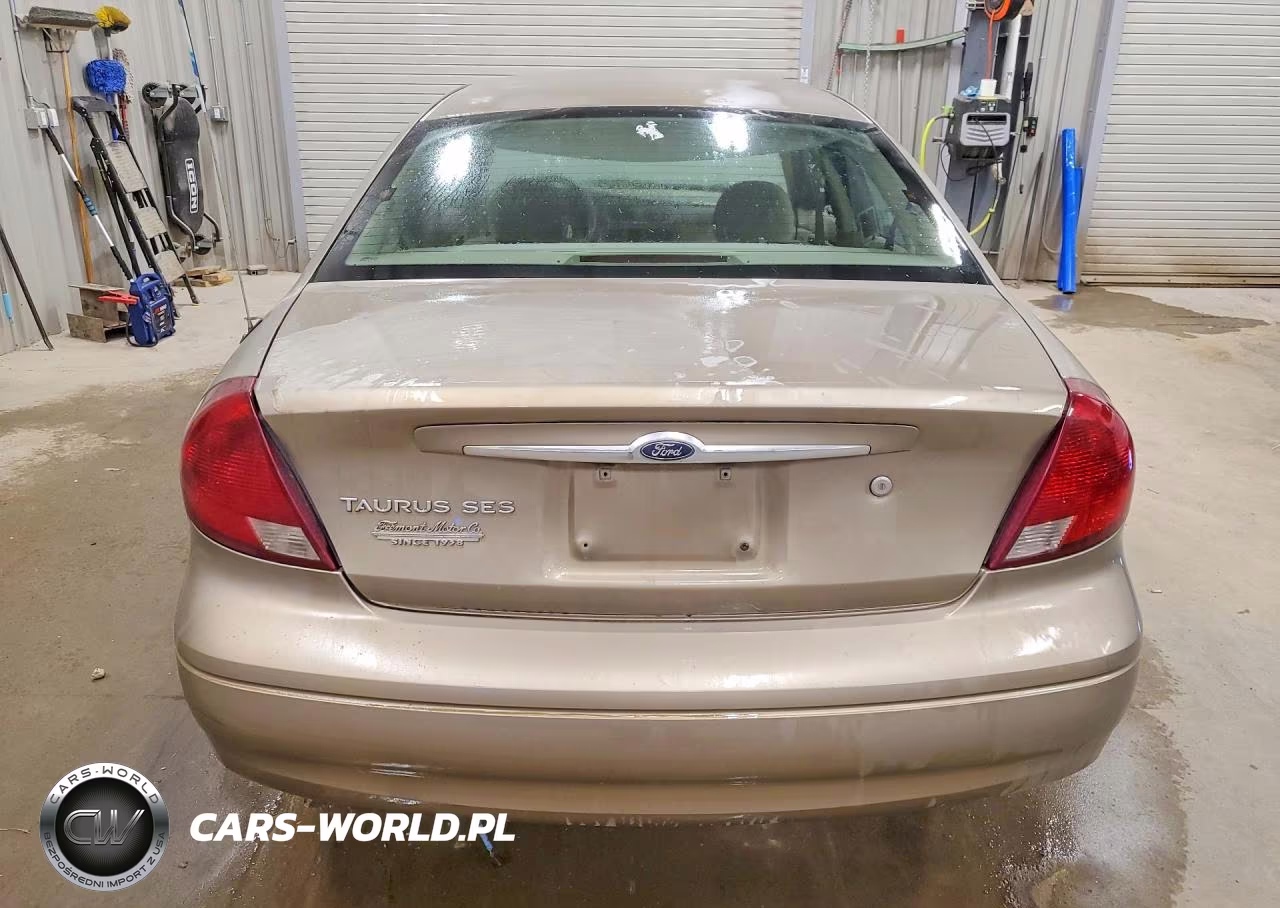 2003 Ford Taurus Ses VIN:1FAFP55U83A261623 - 6