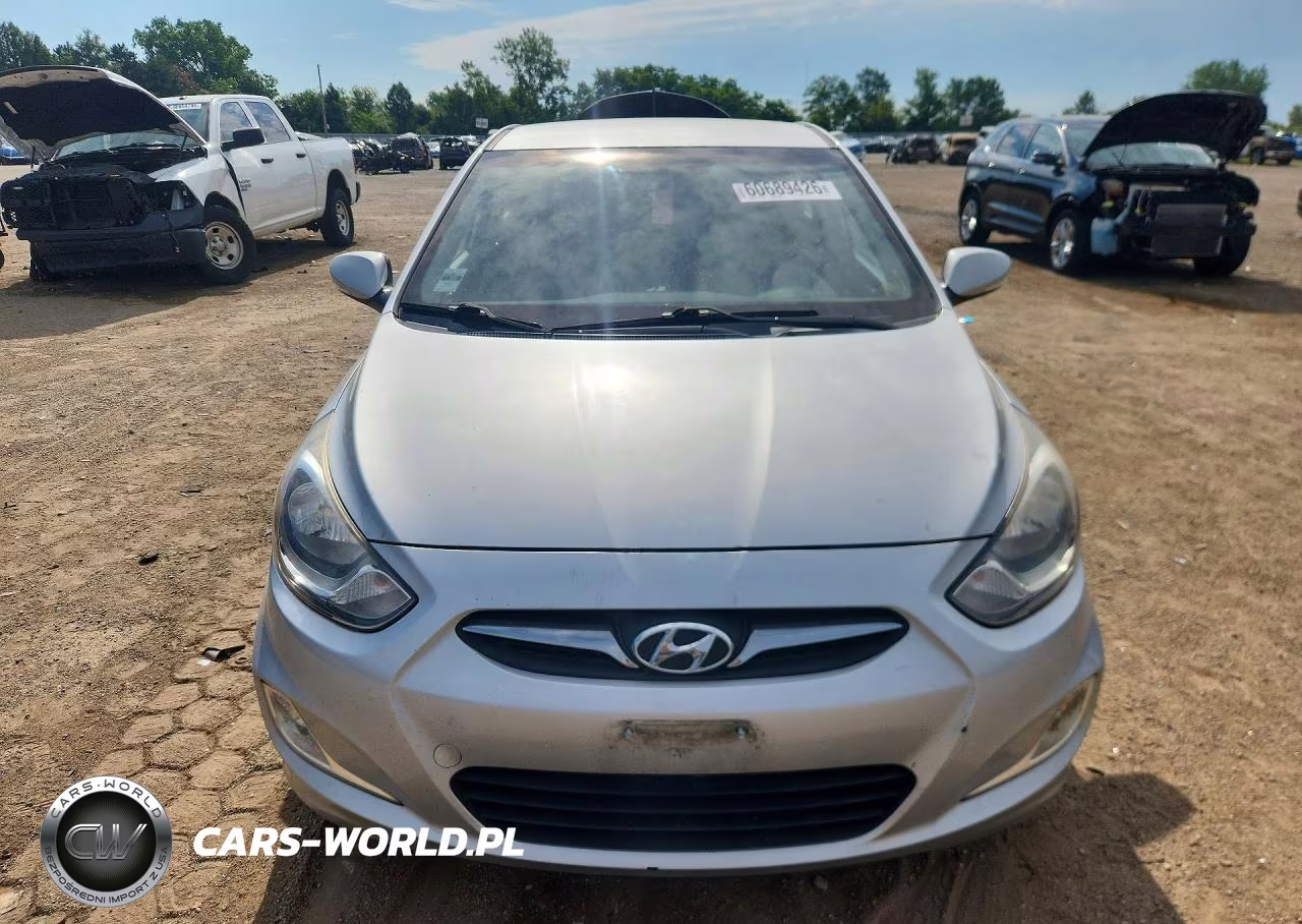 2013 Hyundai Accent Se VIN:KMHCU5AE1DU061232 - 5