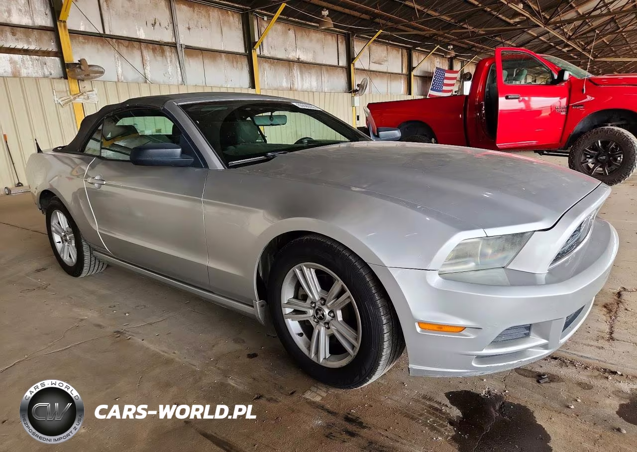 2014 Ford Mustang VIN:1ZVBP8EM6E5260327 - 4