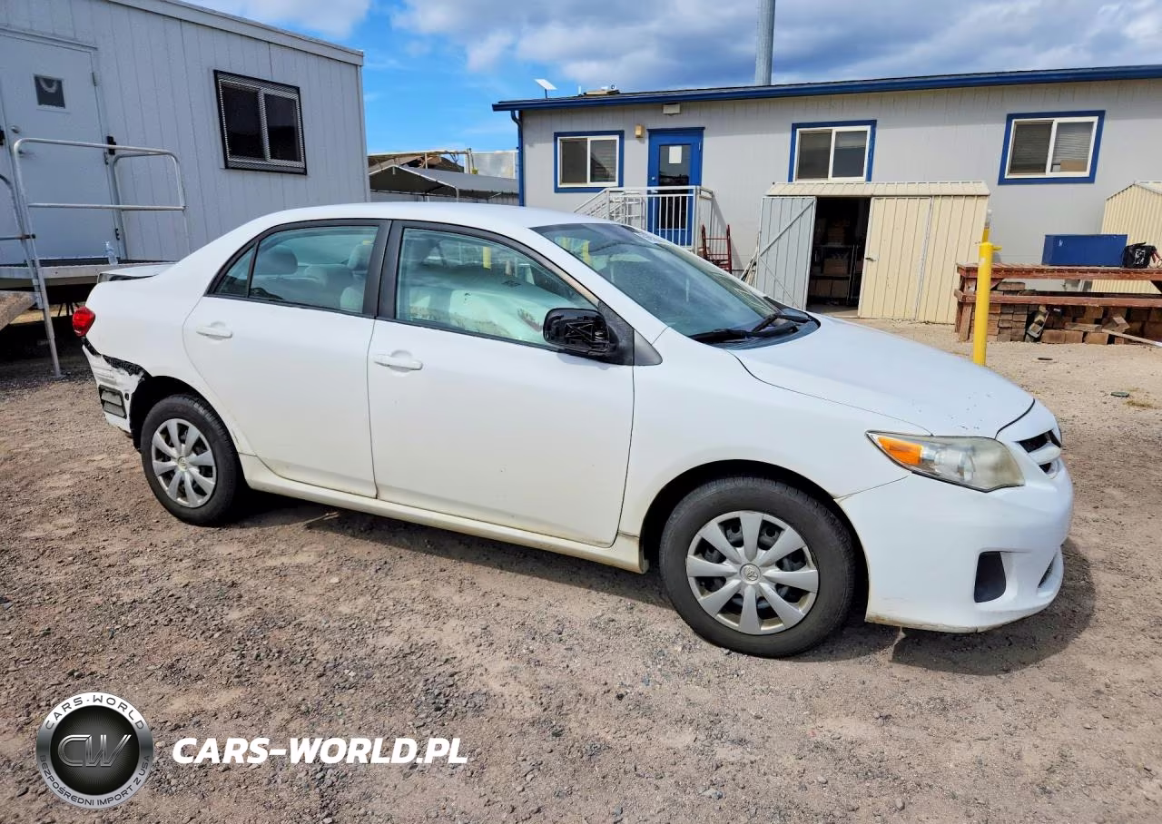 2011 Toyota Corolla Base-S-Le VIN:2T1BU4EE2BC665726 - 4