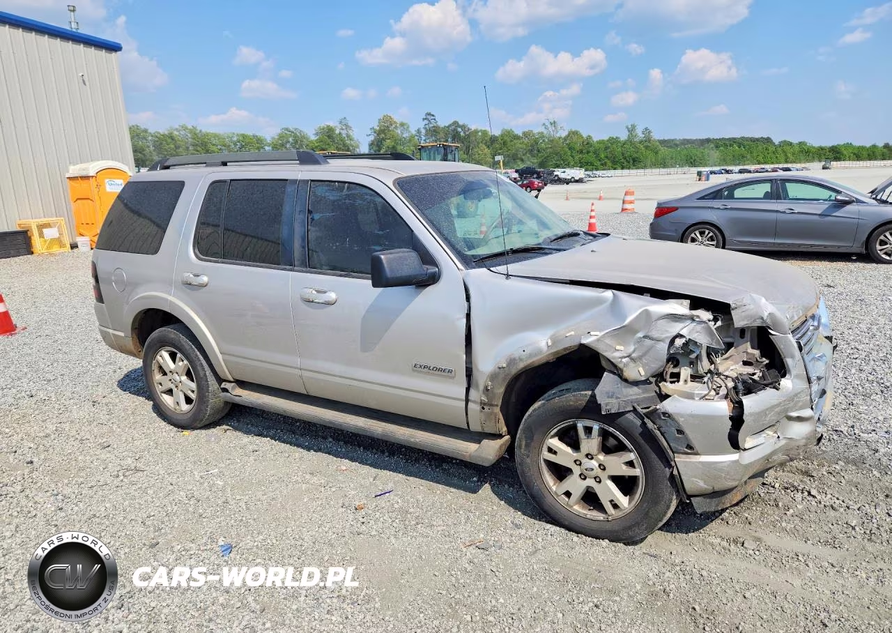 2007 Ford Explorer Xlt VIN:1FMEU63E87UB81755 - 4