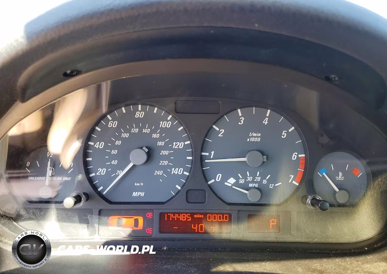 2001 BMW 325 Ci VIN:WBABS33441JY52797 - 9
