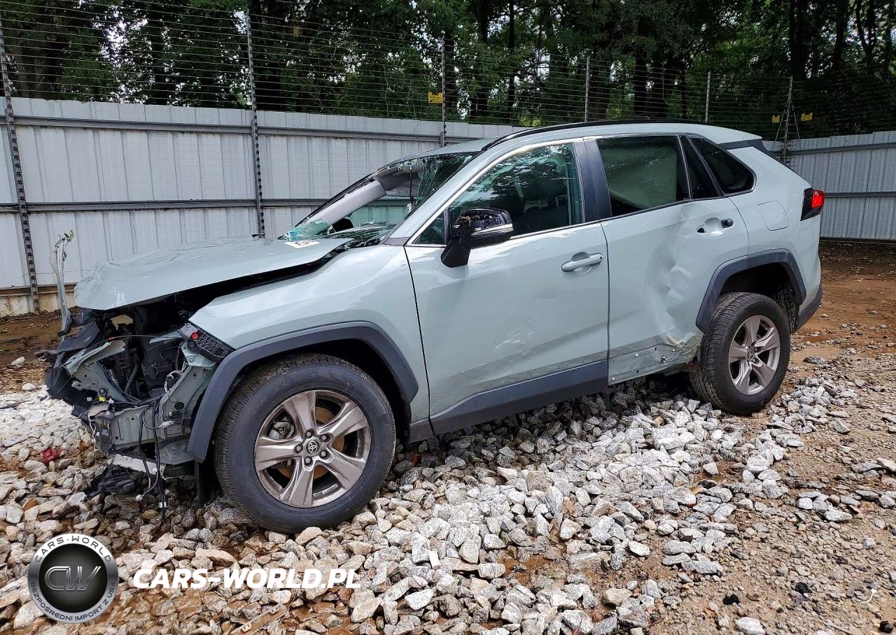 2022 Toyota Rav4 Xle – zdjęcie 1 z 13