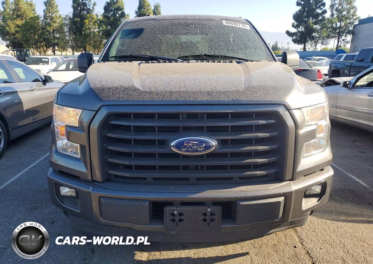 2017 Ford F150 Super Cab VIN:1FTEX1CP3HKD54563 - 5