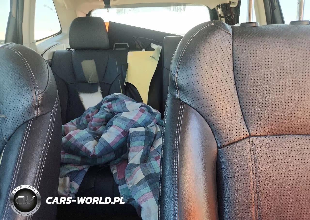 2019 Subaru Forester Touring VIN:JF2SKAWC6KH572254 - 10