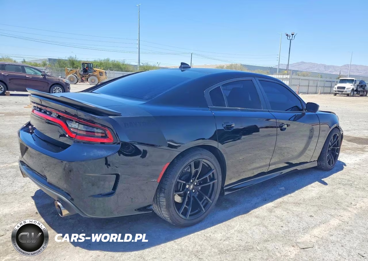 2023 Dodge Charger Scat Pack VIN:2C3CDXGJXPH604058 - 3