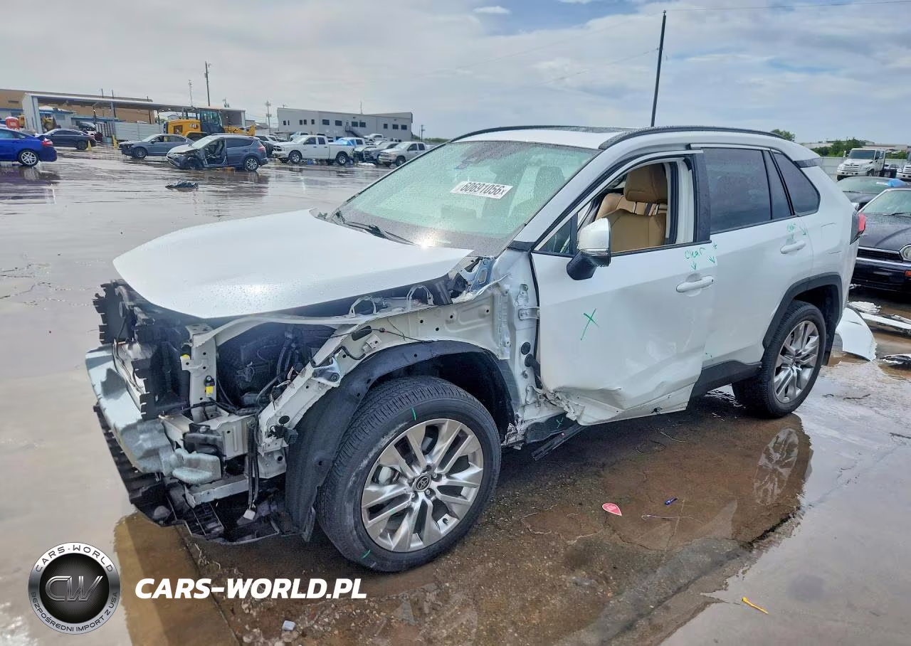 2024 Toyota Rav4 Xle Premium – zdjęcie 1 z 13