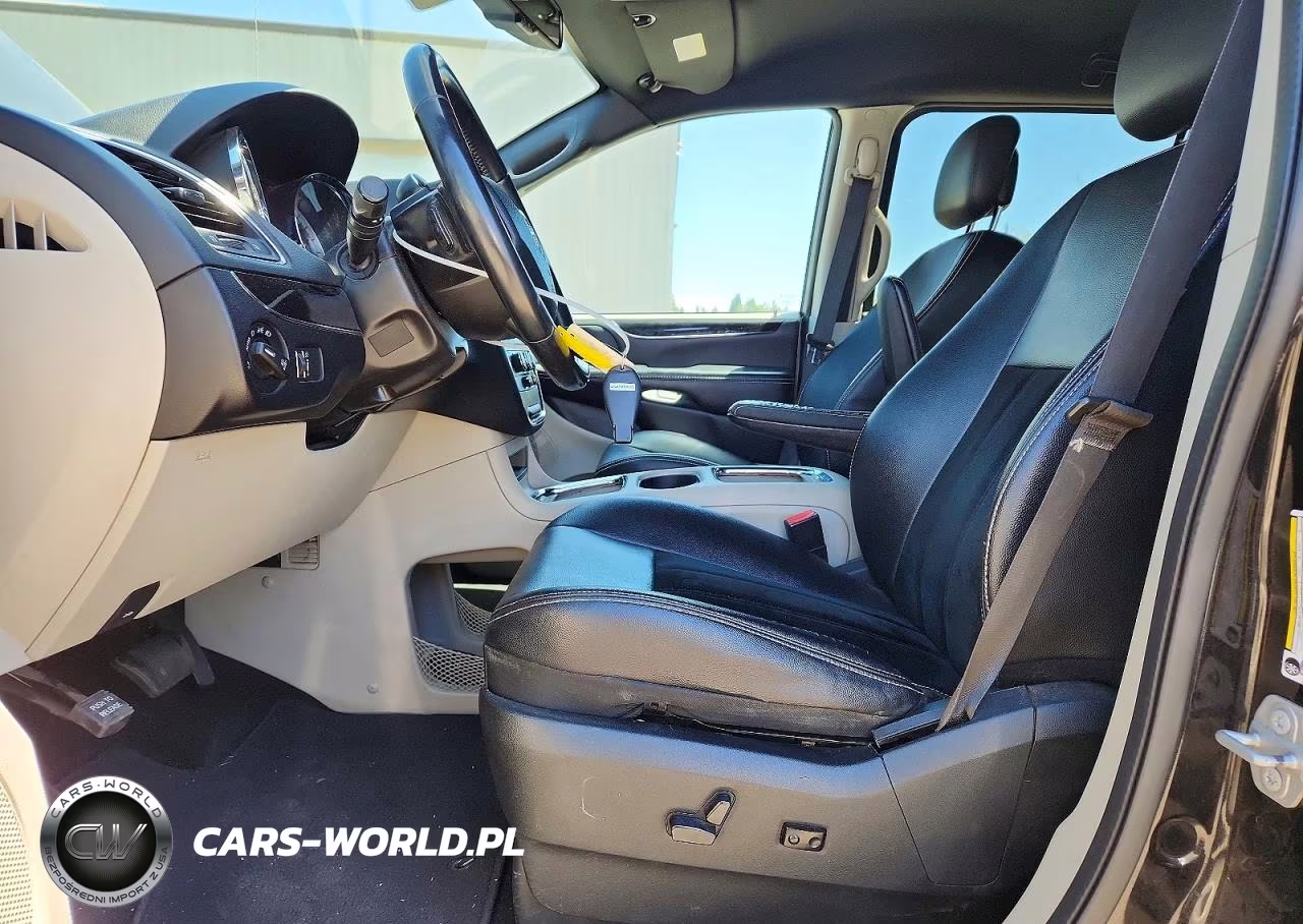 2018 Dodge Grand Caravan Sxt VIN:2C4RDGCG5JR265484 - 7