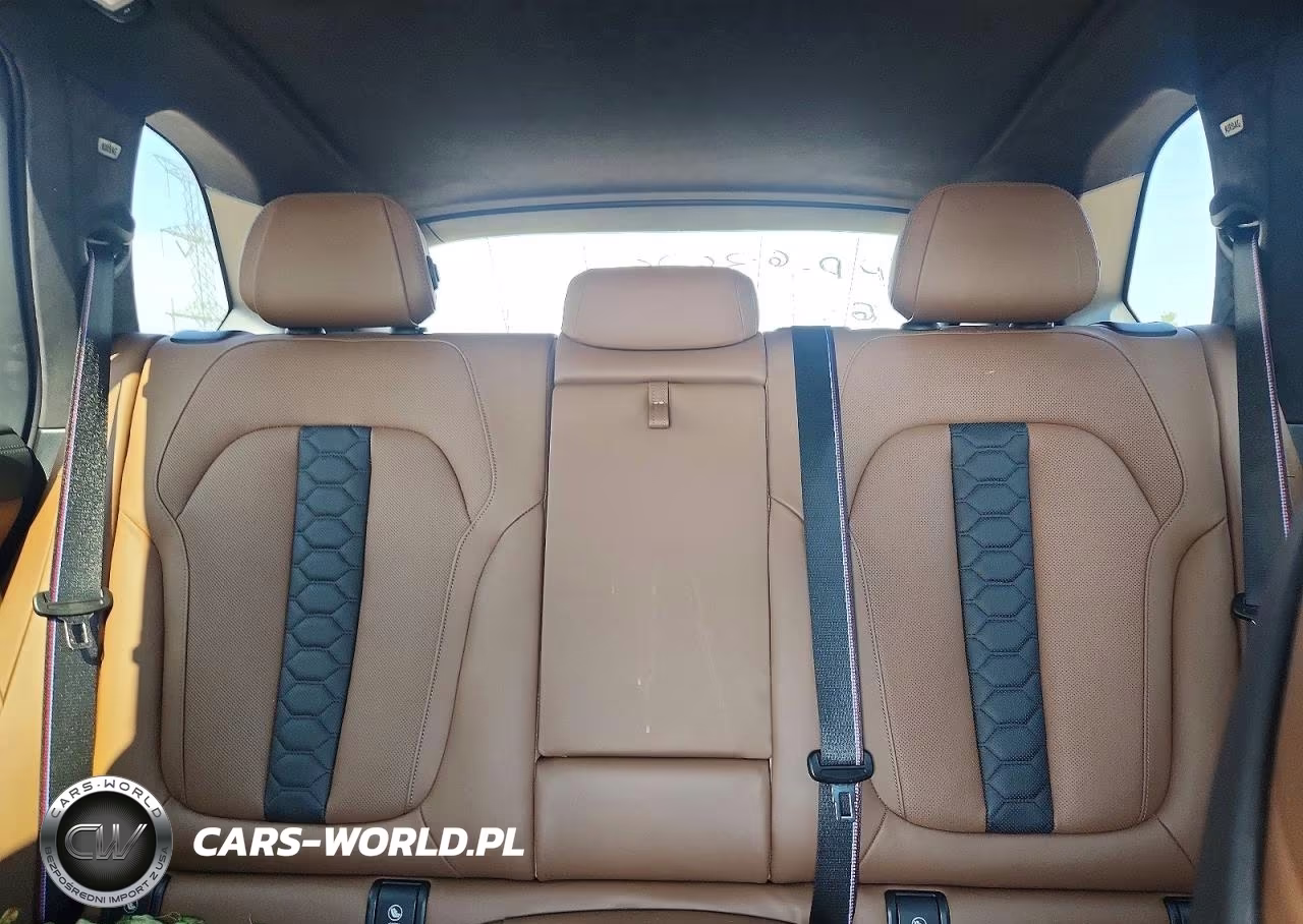 2020 BMW X5 M VIN:5YMJU0C0XL9D64019 - 10
