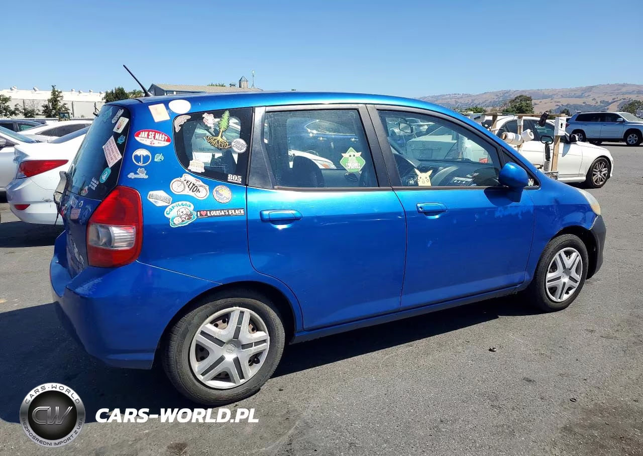 2007 Honda Fit VIN:JHMGD38417S013963 - 3
