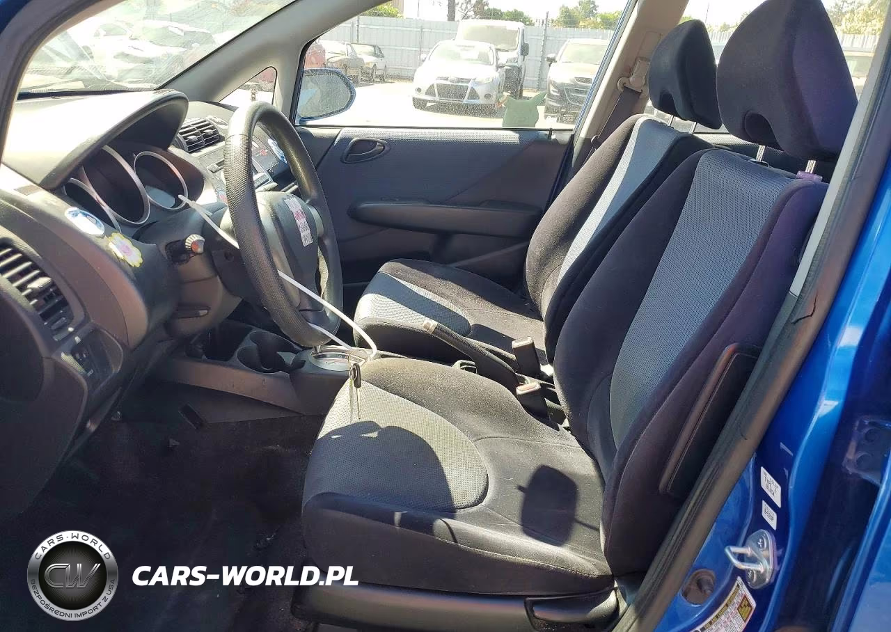 2007 Honda Fit VIN:JHMGD38417S013963 - 7