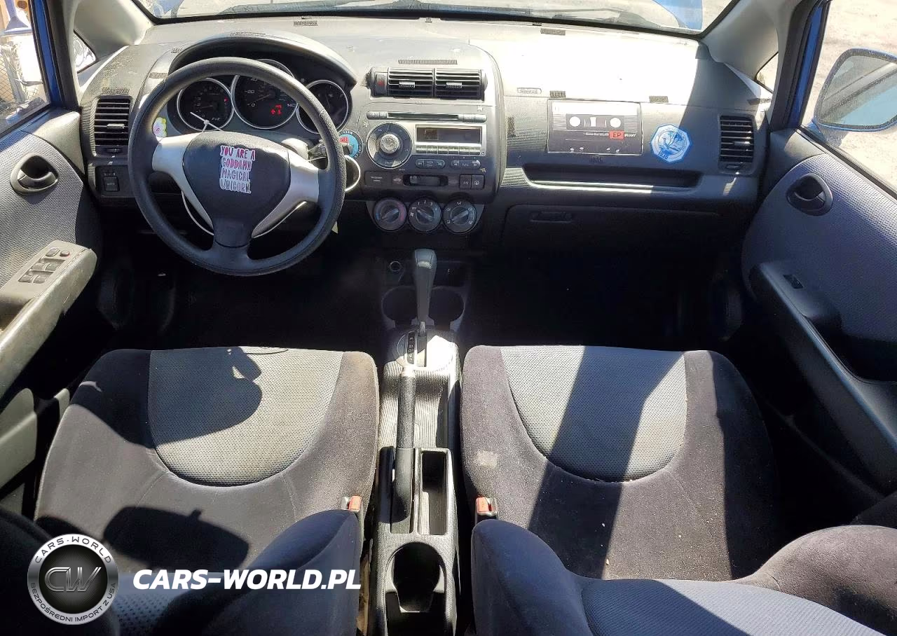2007 Honda Fit VIN:JHMGD38417S013963 - 8