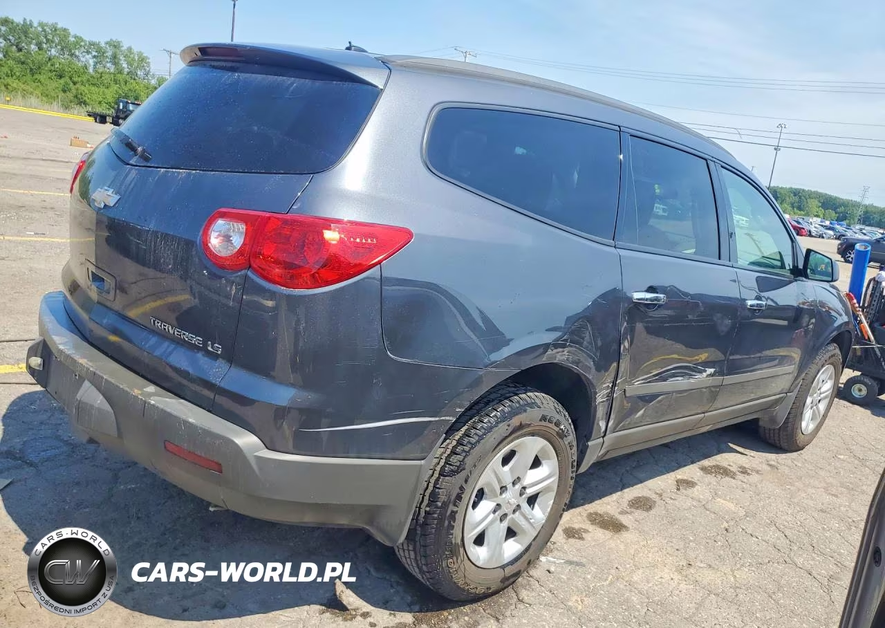 2012 Chevrolet Traverse Ls VIN:1GNKRFED5CJ415656 - 3