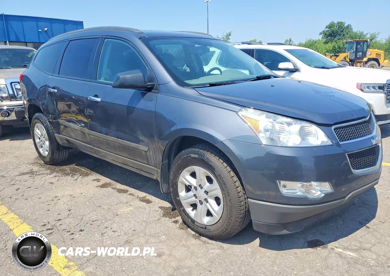 2012 Chevrolet Traverse Ls VIN:1GNKRFED5CJ415656 - 4