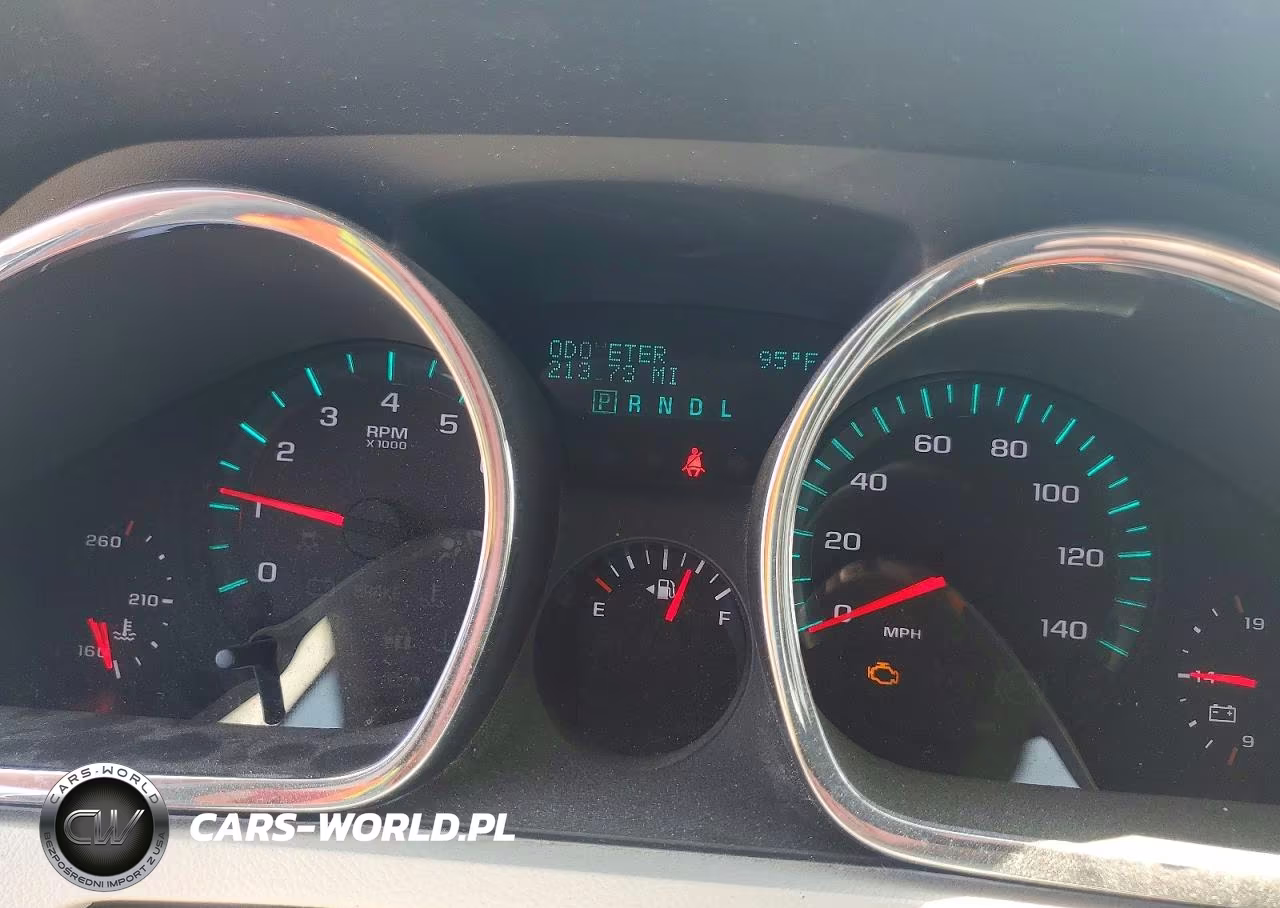 2012 Chevrolet Traverse Ls VIN:1GNKRFED5CJ415656 - 9